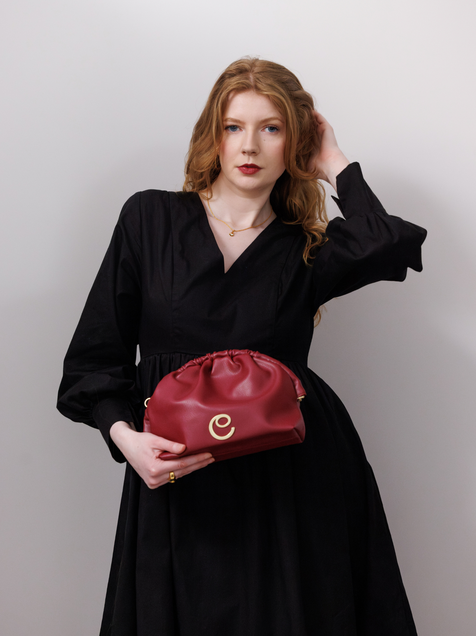 NORMA LARGE CLUTCH <br> Grape Leather - Burgundy